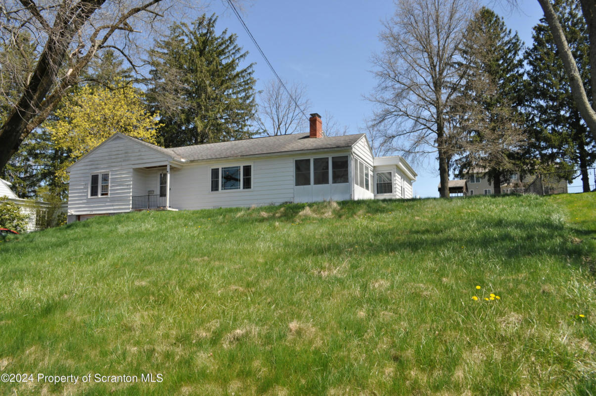 404 EVANS ST, CLARKS GREEN, PA 18411, photo 1 of 20