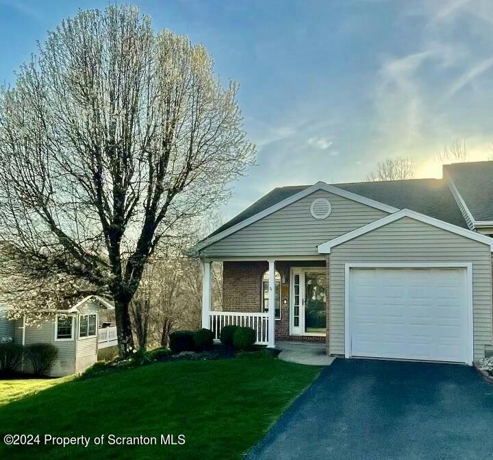 9 PARKLAND DR, CLARKS SUMMIT, PA 18411, photo 1 of 16