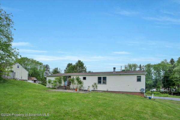 100 ERIE ST, MOOSIC, PA 18507, photo 4 of 9