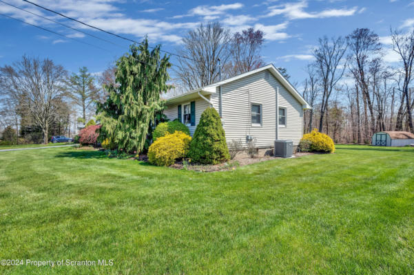 209 SHADY DR, ROARING BROOK TWP, PA 18444, photo 4 of 41